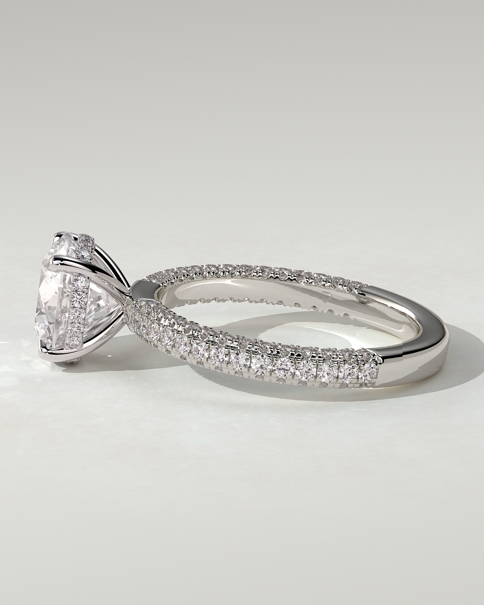 Alex Solitaire Round Ring