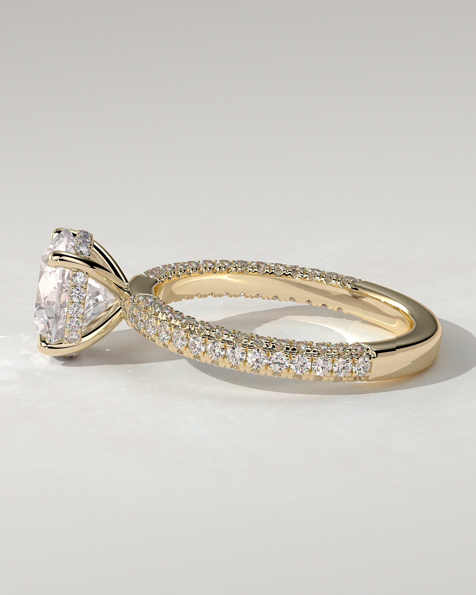 Alex Solitaire Round Ring