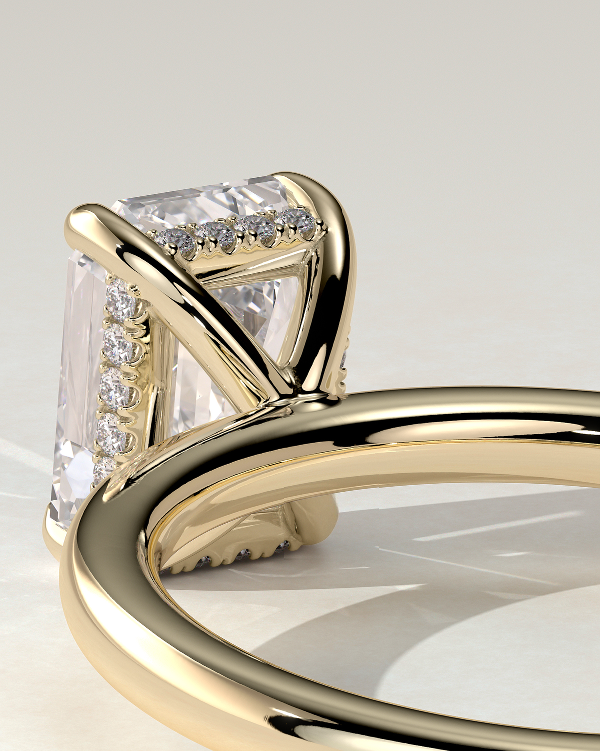 Alice Solitaire Emerald Ring