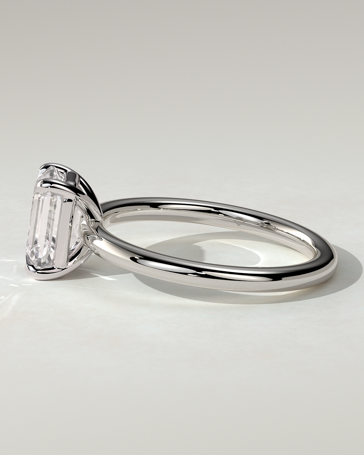Alina Solitaire Emerald Ring