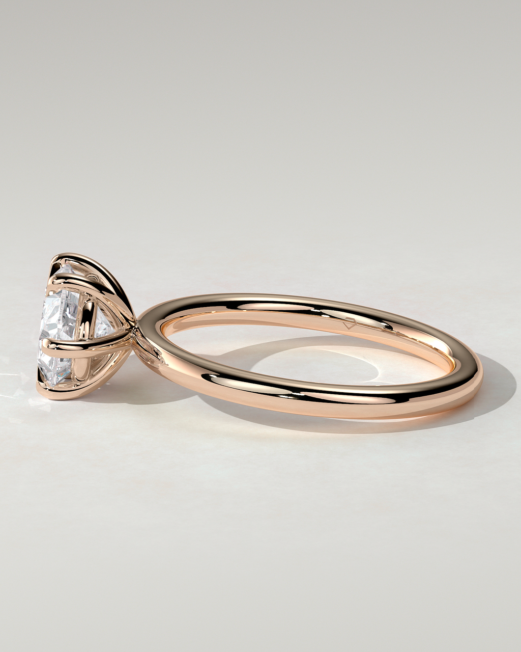 Allison East-West Round Ring