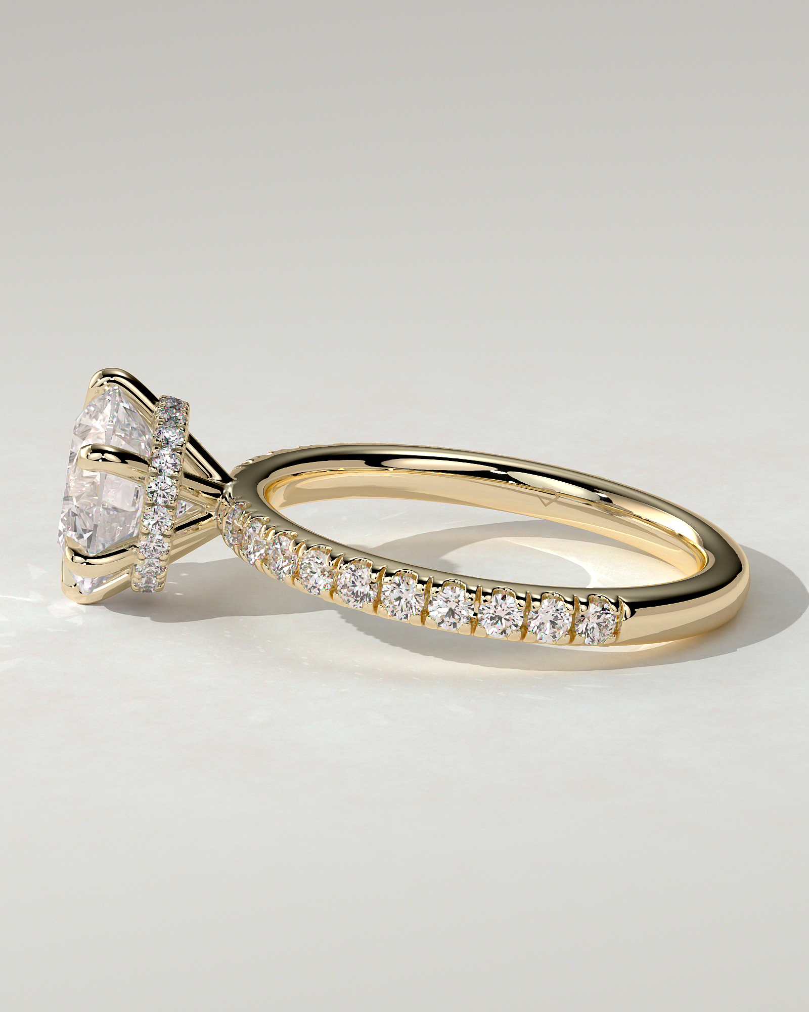 Amanda Solitaire Round Ring