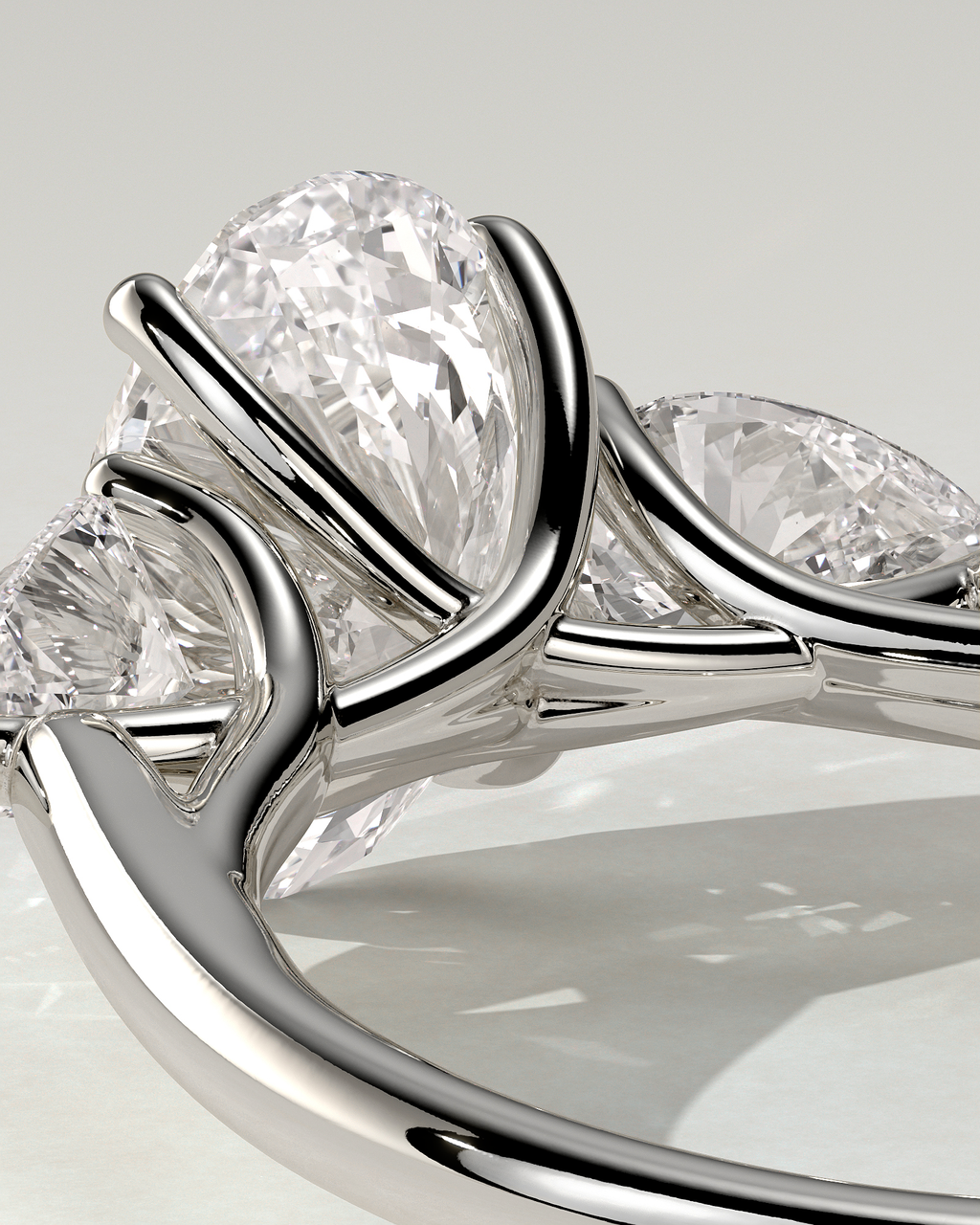 Amara Trilogy Oval Ring