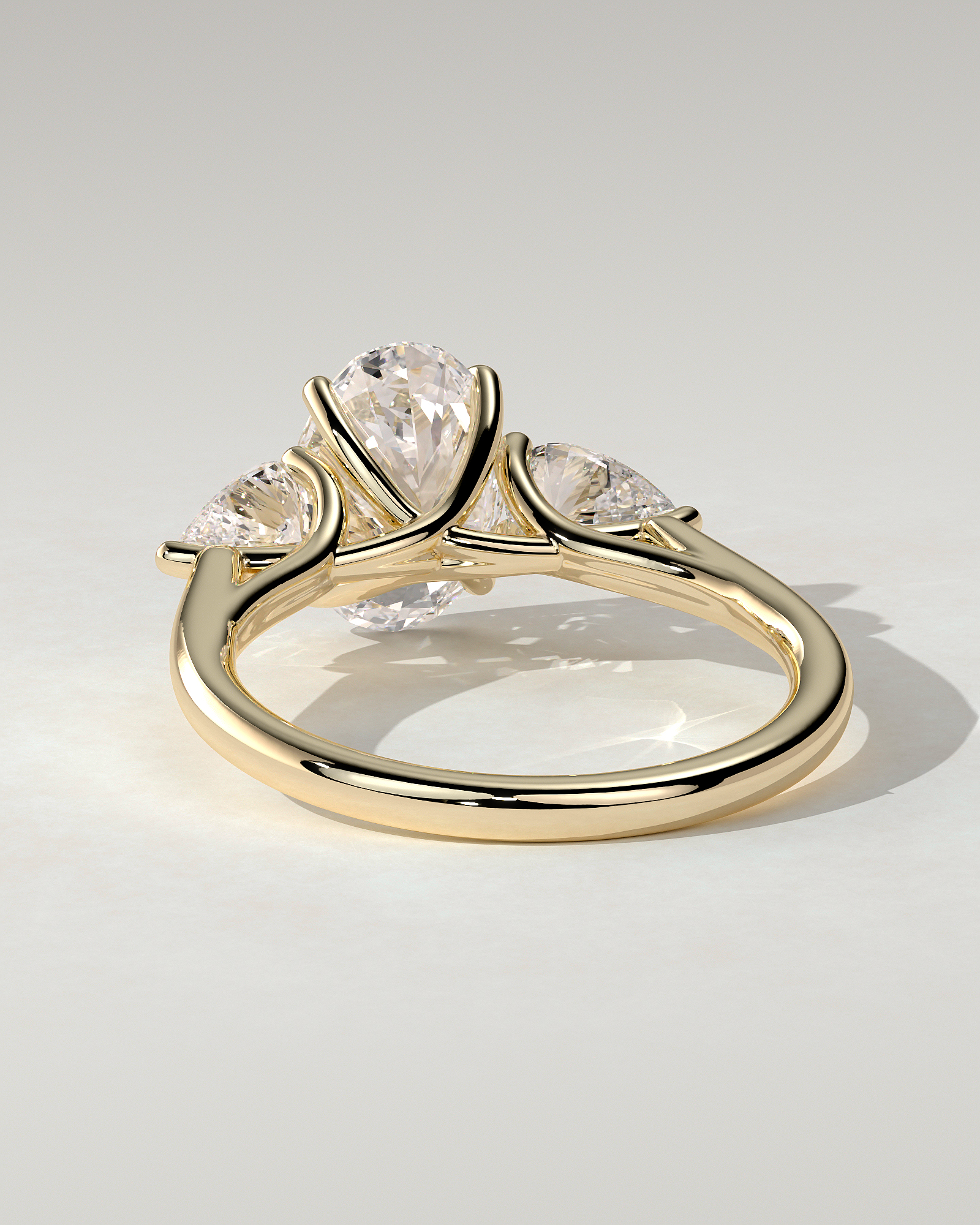 Amara Trilogy Oval Ring