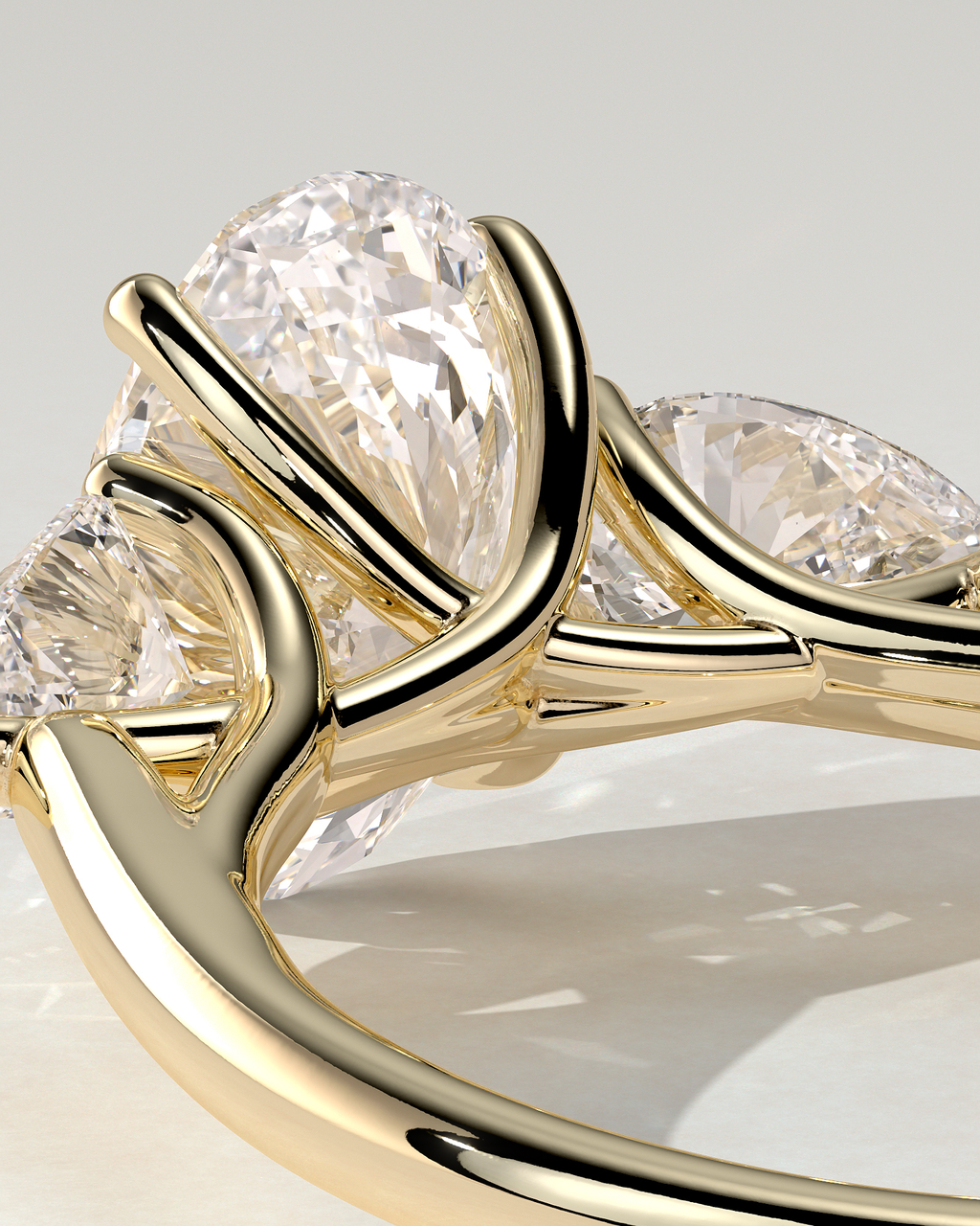 Amara Trilogy Oval Ring