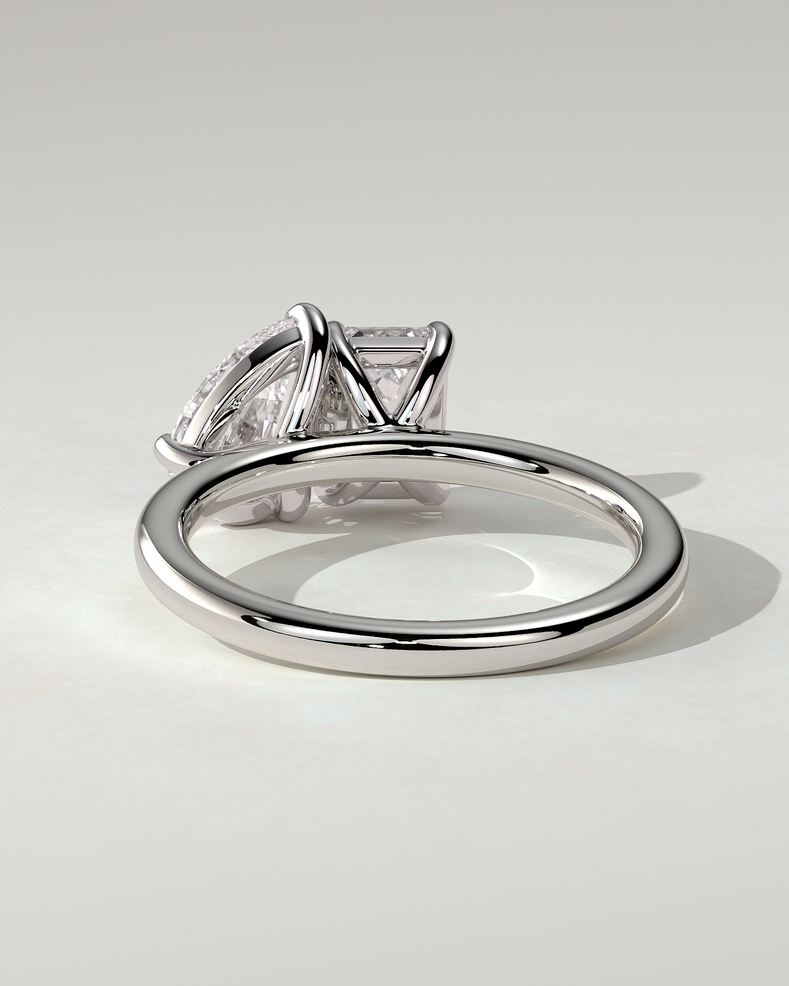 Amor Toi Et Moi Pear Ring