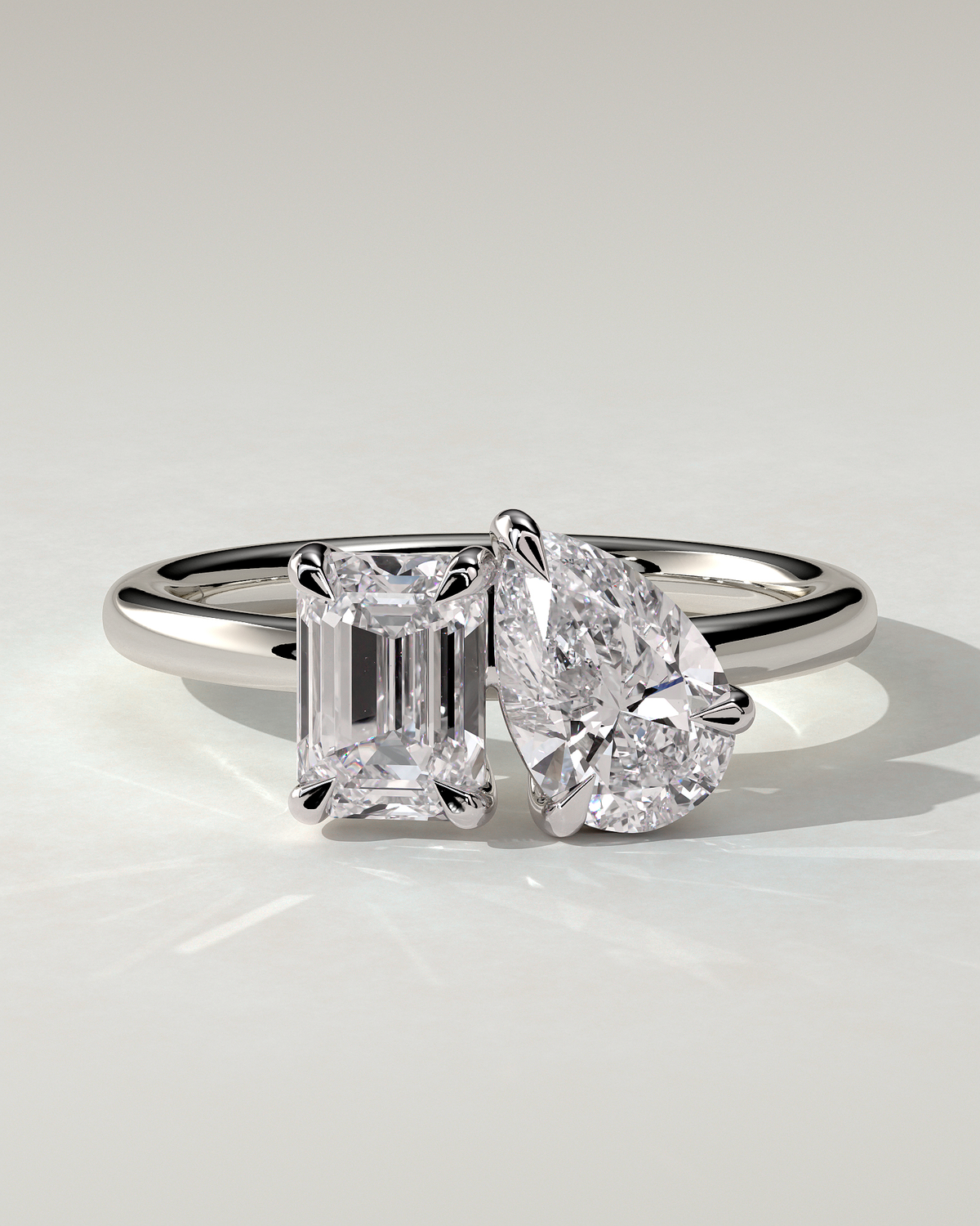 Amor Toi Et Moi Pear Ring