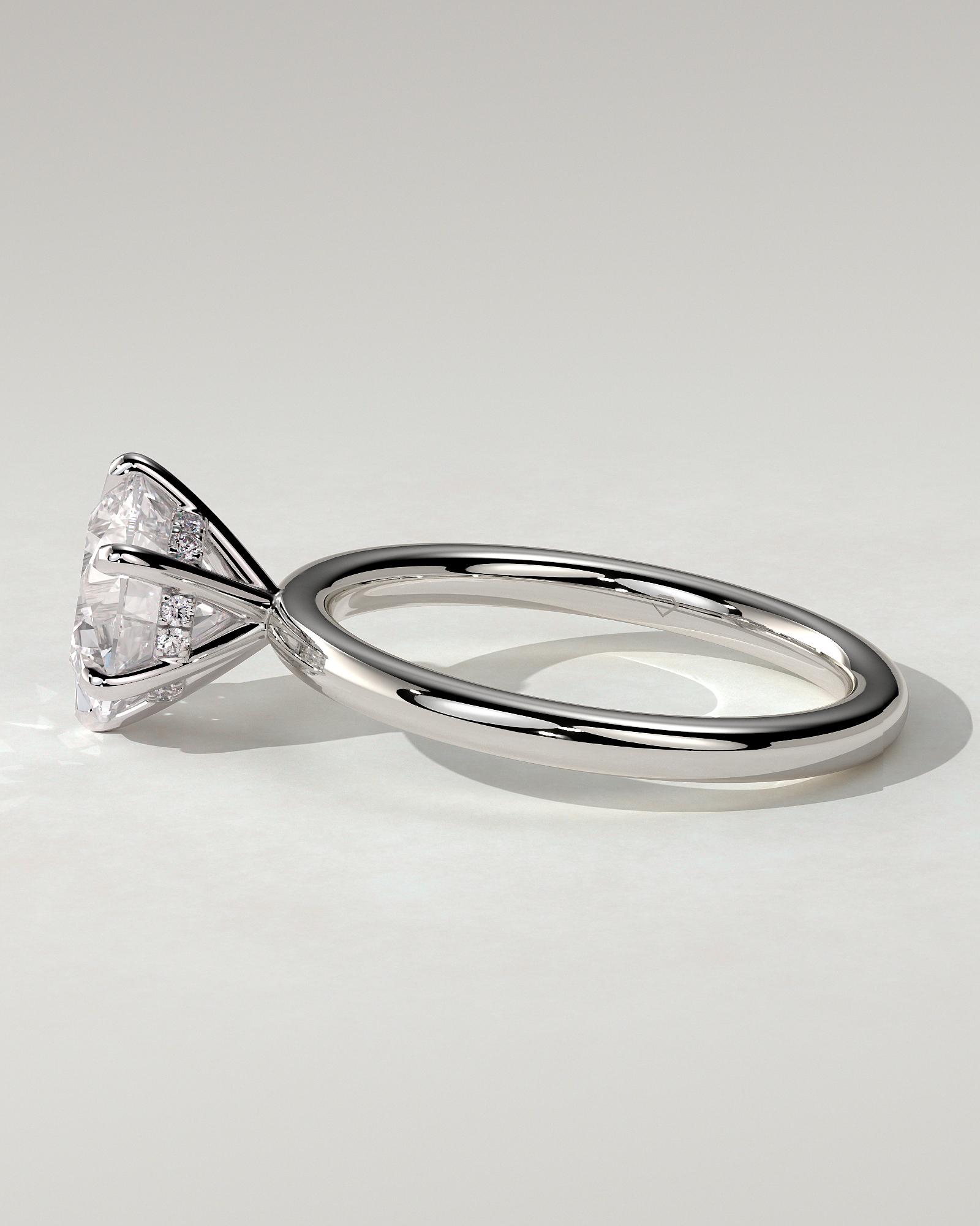 Anna Solitaire Round Ring