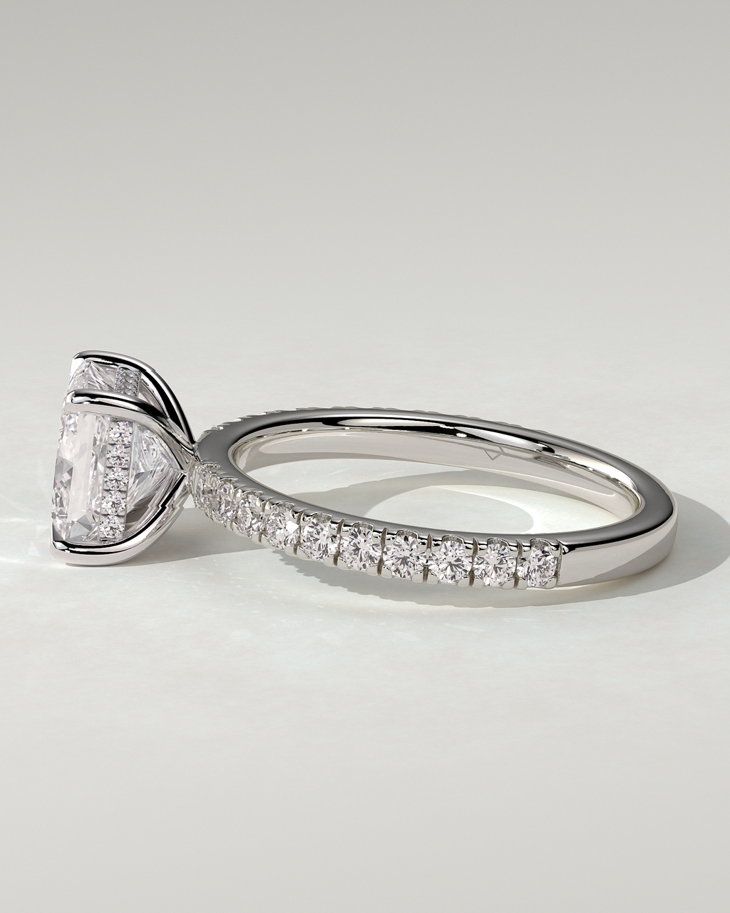 Annie Solitaire Princess Ring