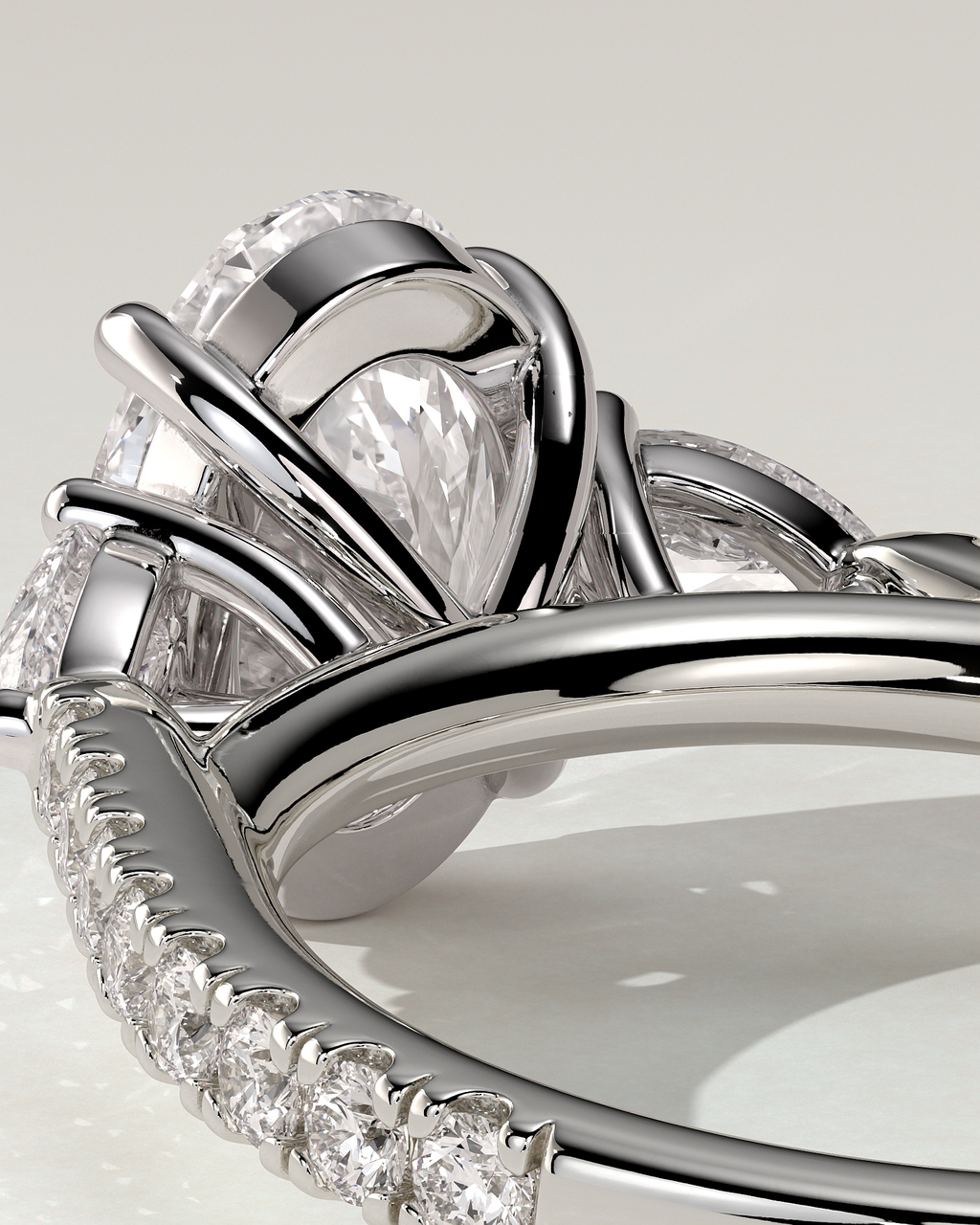 Arabella Trilogy Oval Ring
