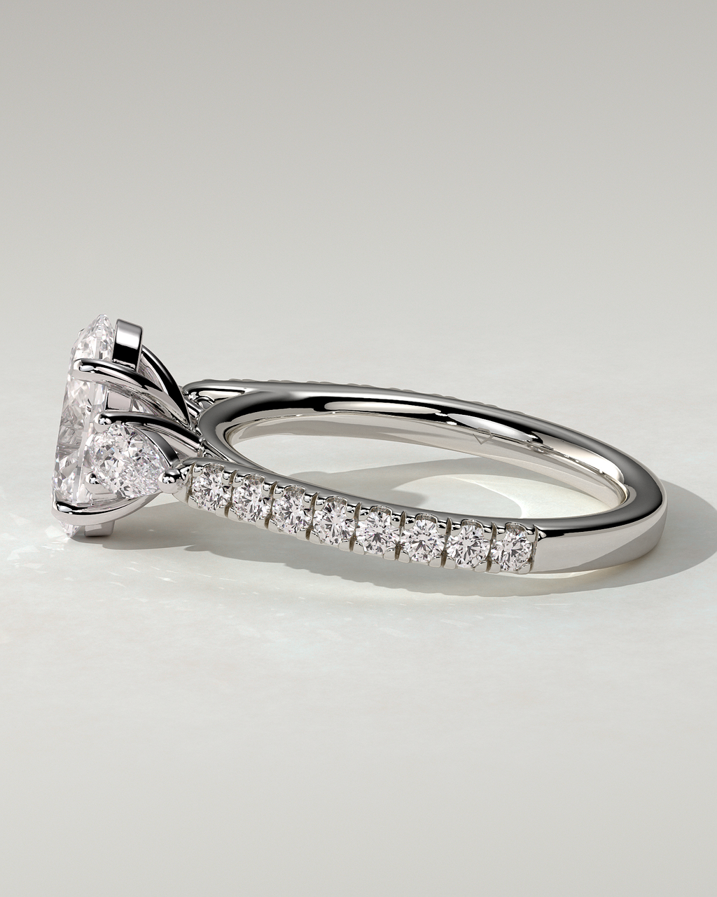 Arabella Trilogy Oval Ring