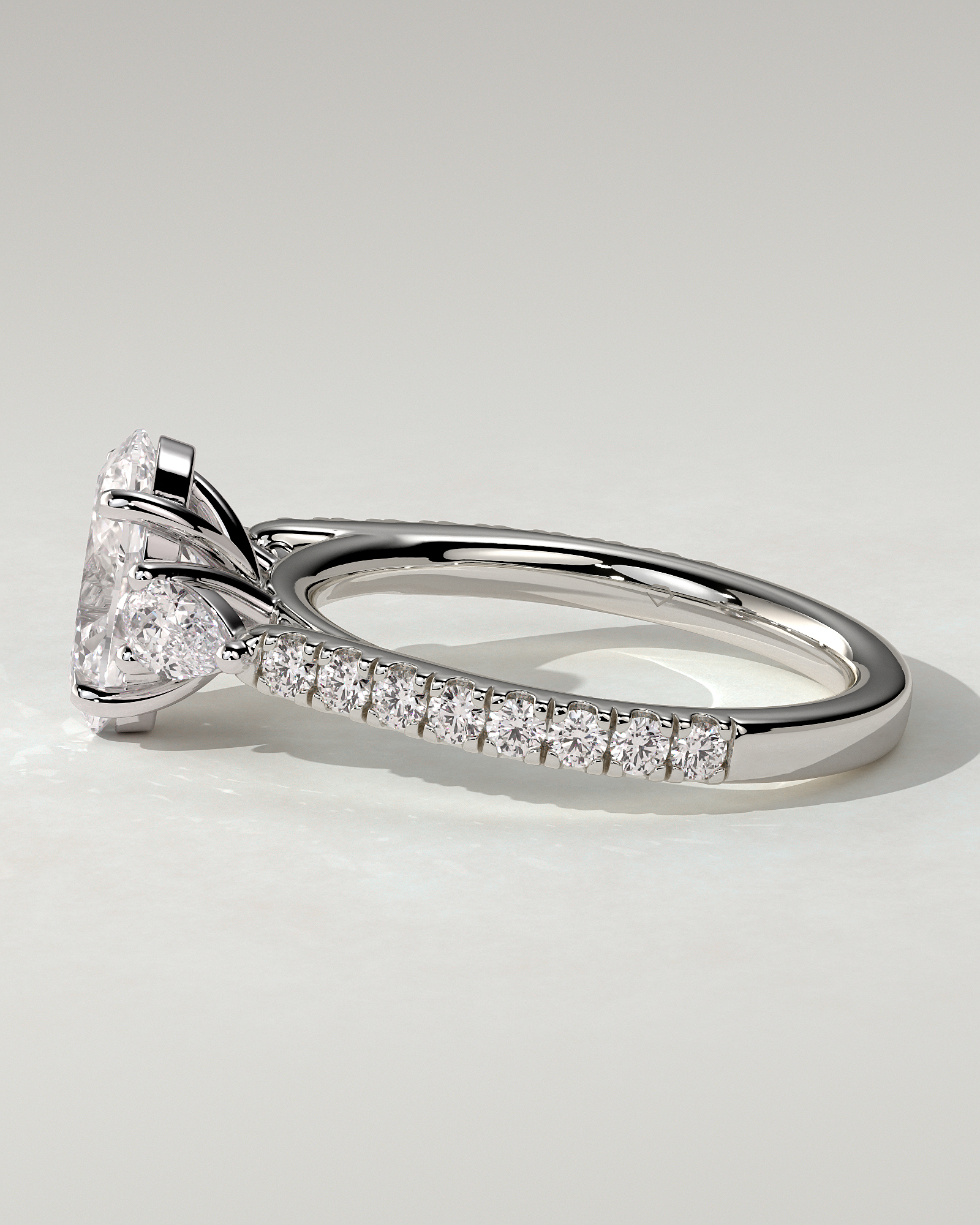 Arabella Trilogy Oval Ring
