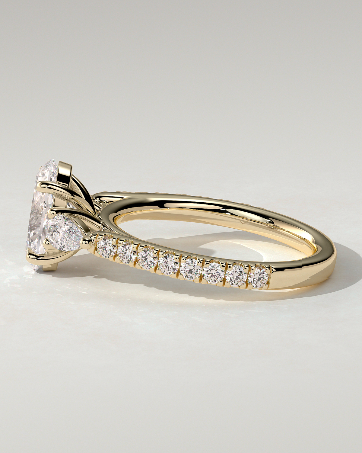 Arabella Trilogy Oval Ring