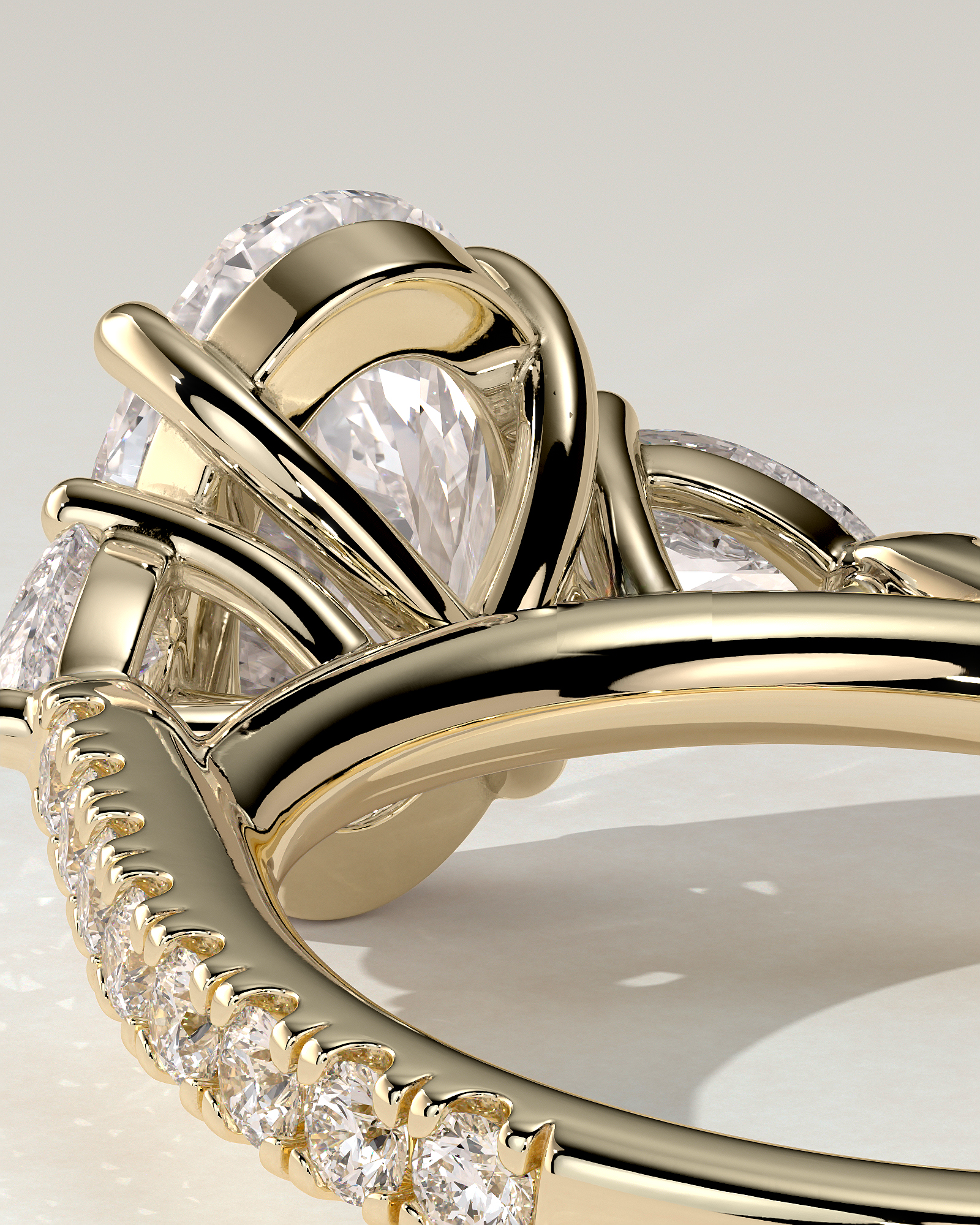 Arabella Trilogy Oval Ring