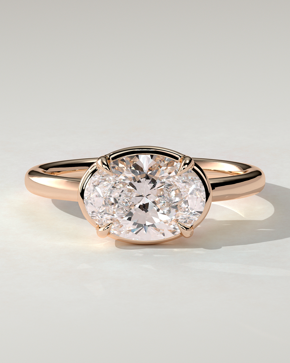 Arlo Bezel Oval Ring