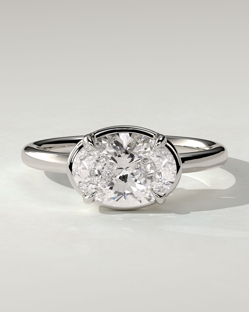 Arlo Bezel Oval Ring