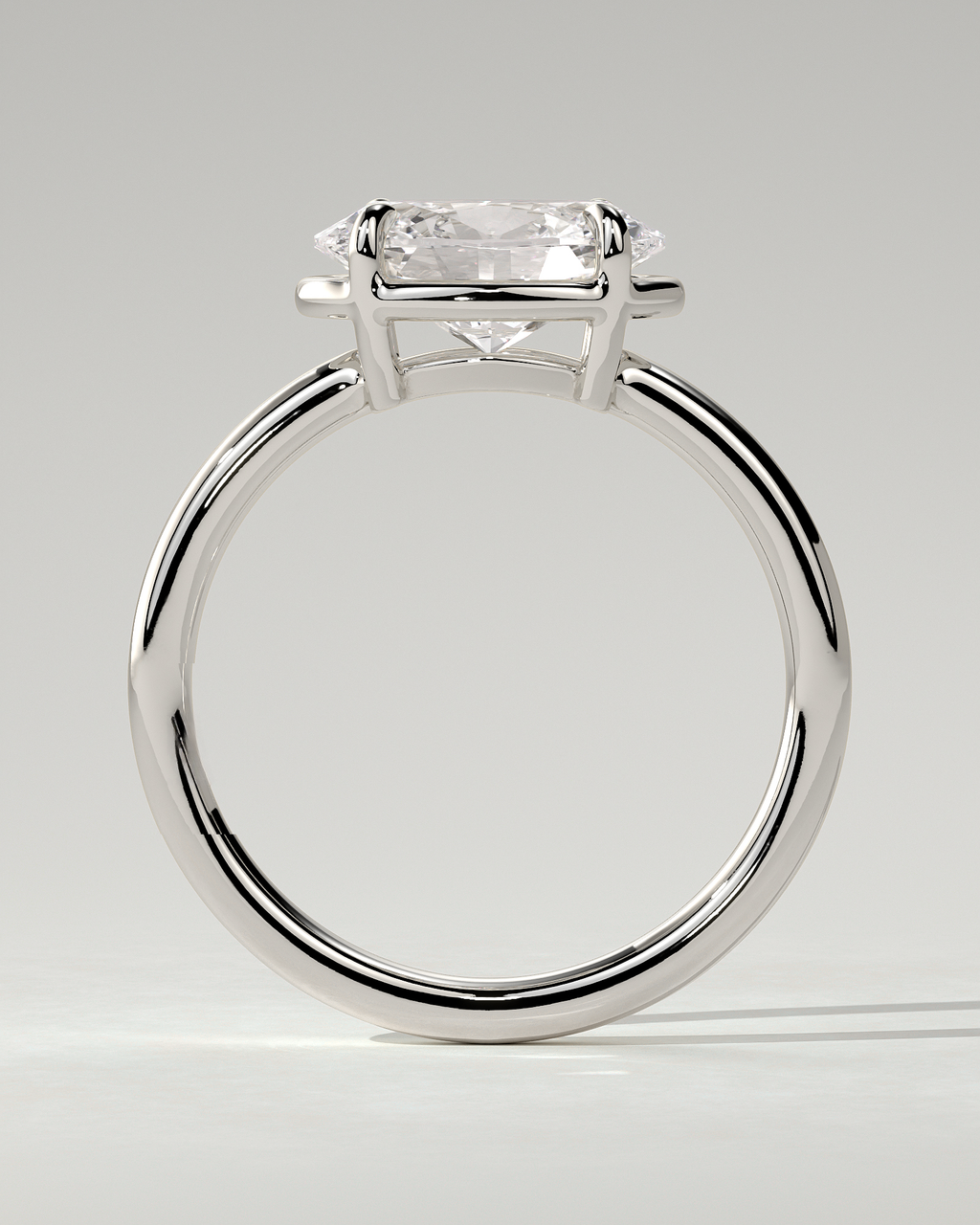 Arlo Bezel Oval Ring