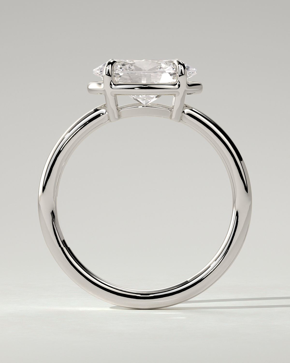 Arlo Bezel Oval Ring