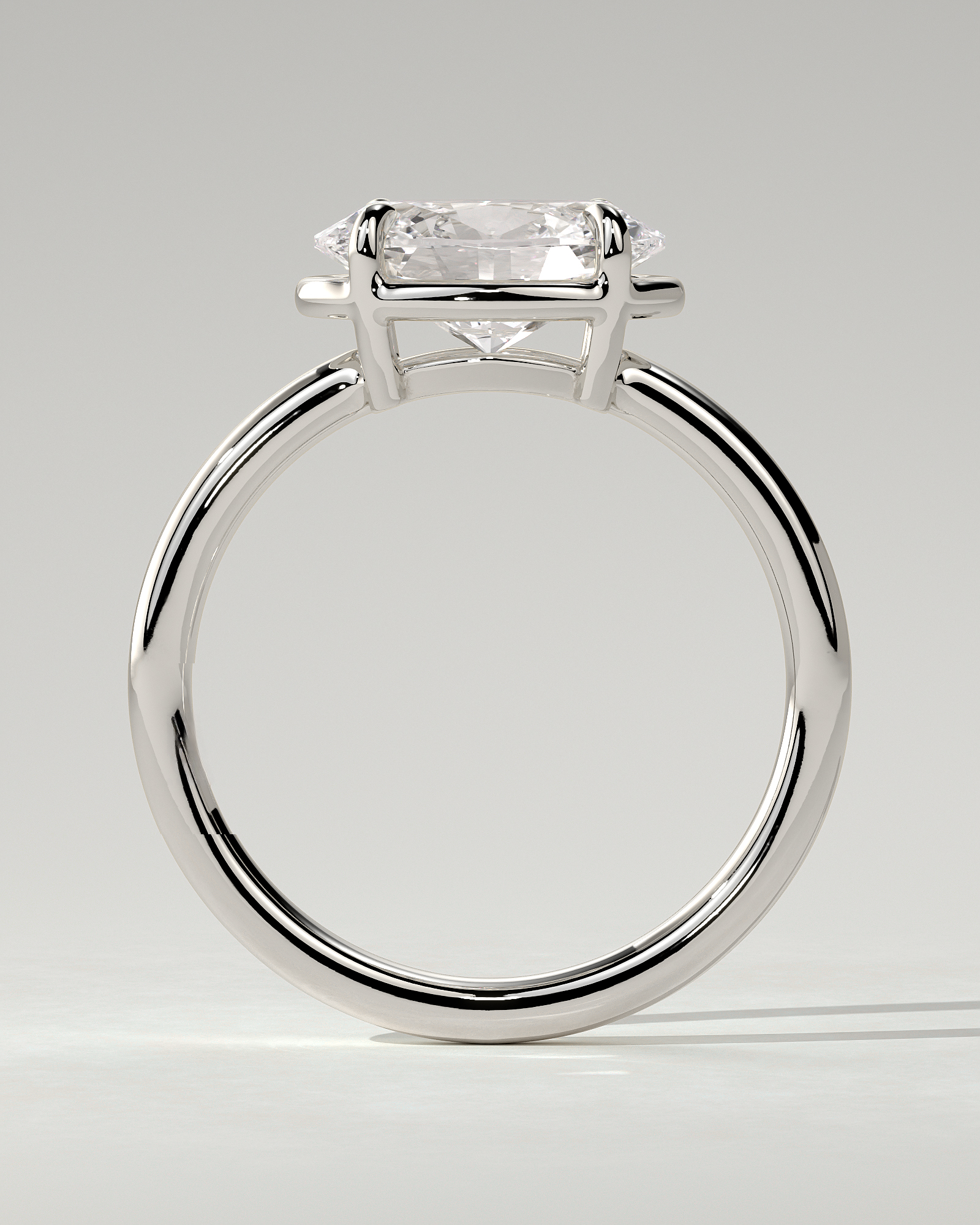 Arlo Bezel Oval Ring