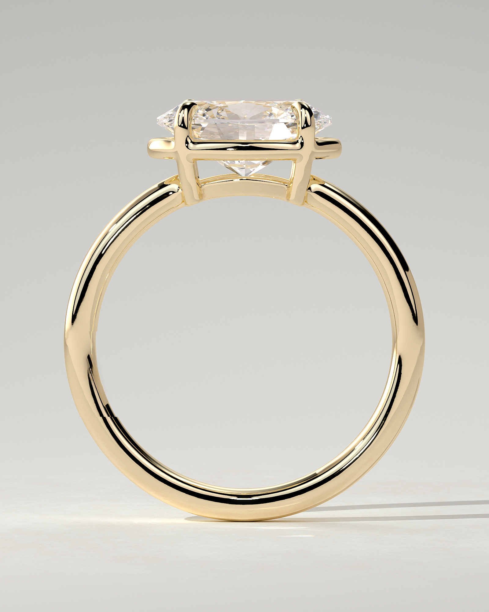 Arlo Bezel Oval Ring