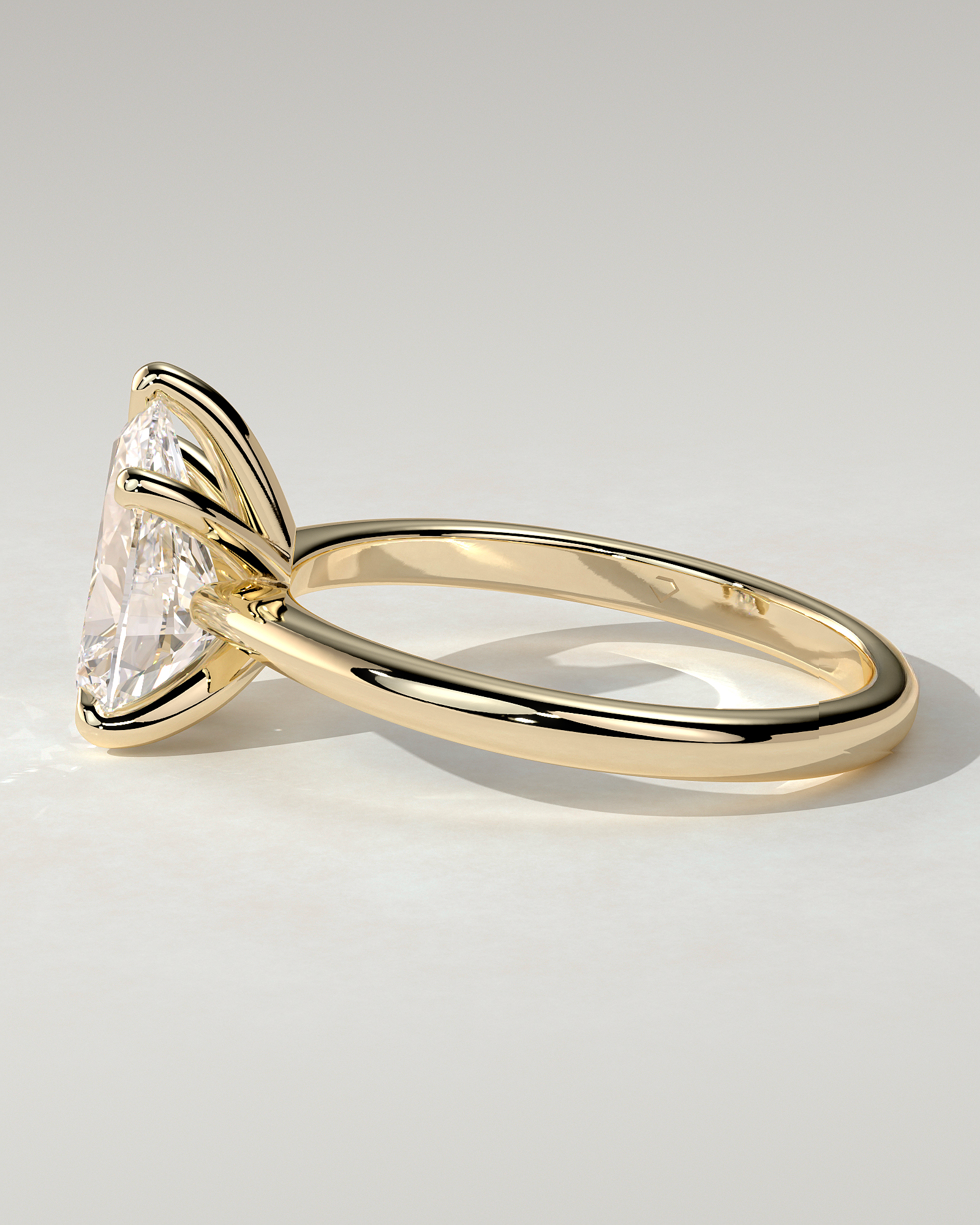 Aspen Solitaire Pear Ring