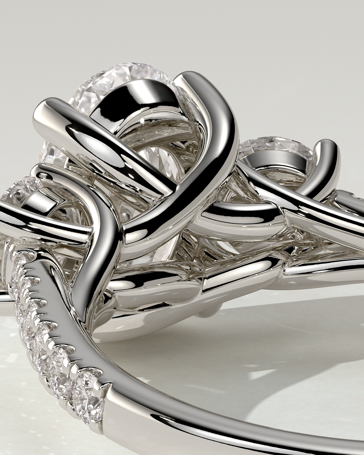 Aviana Trilogy Oval Ring