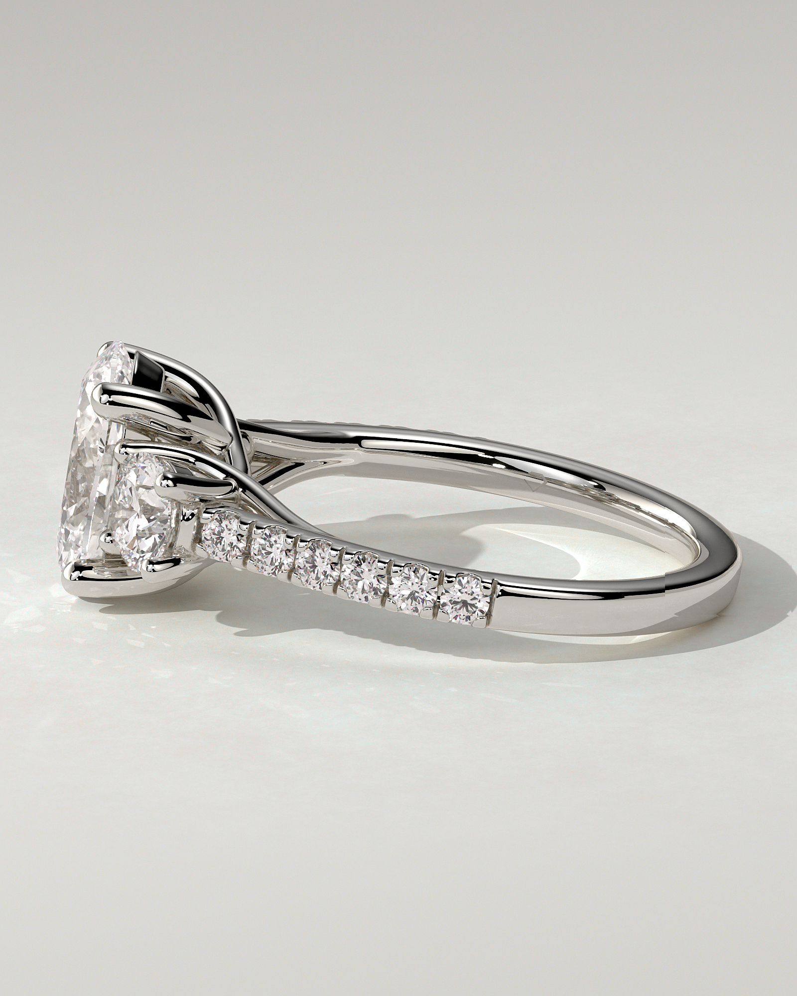 Aviana Trilogy Oval Ring