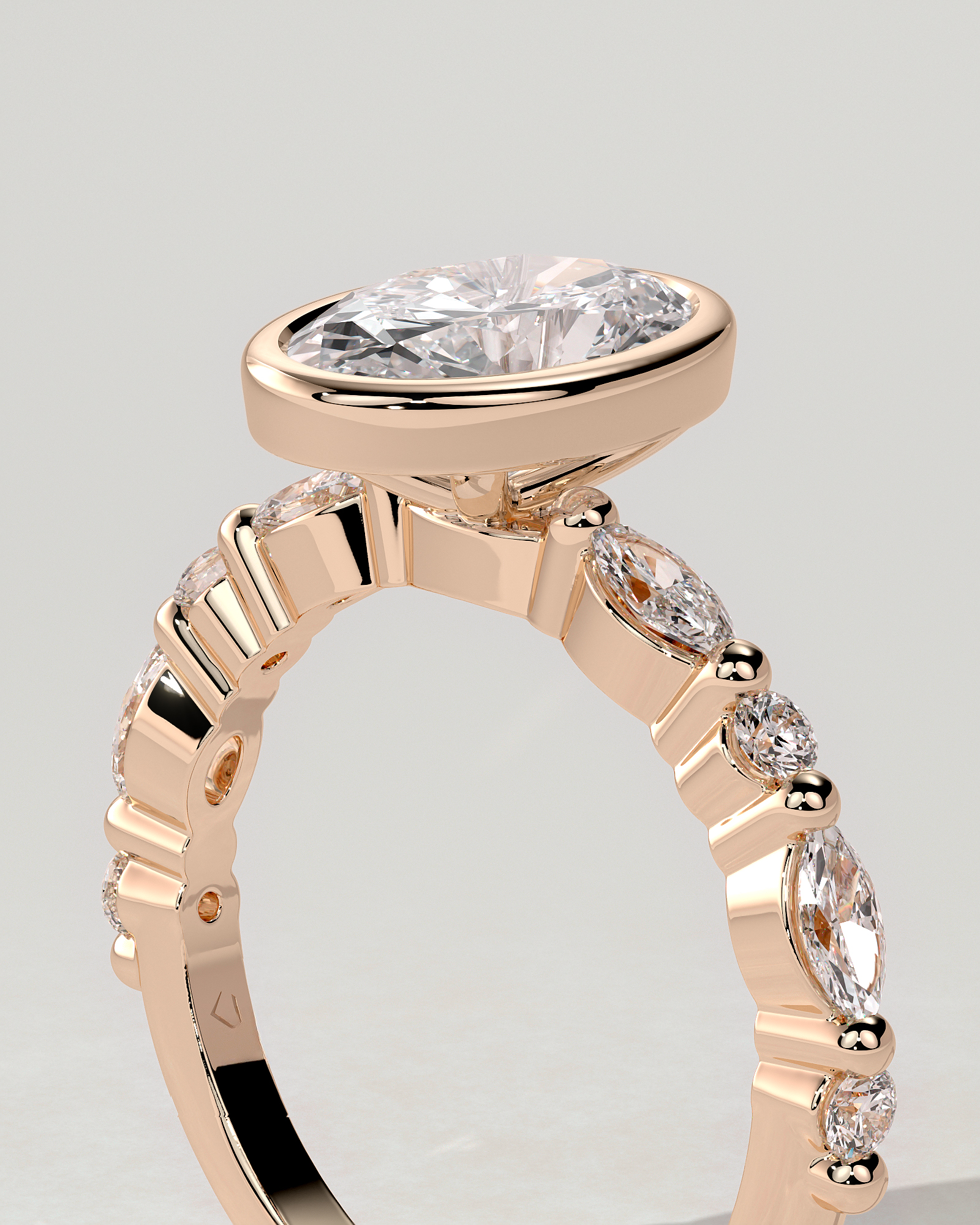 Aylin Bezel Round Ring