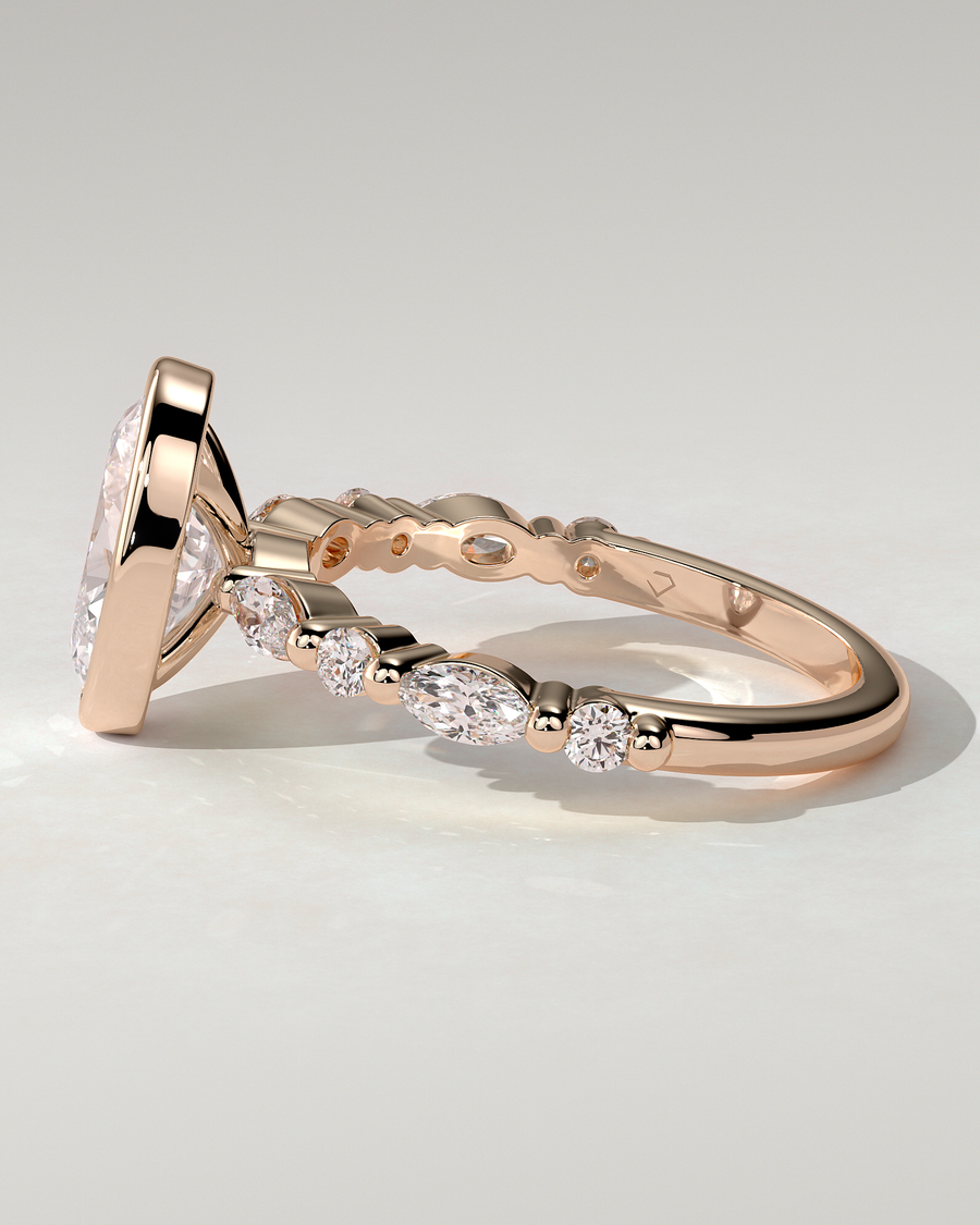 Aylin Bezel Round Ring