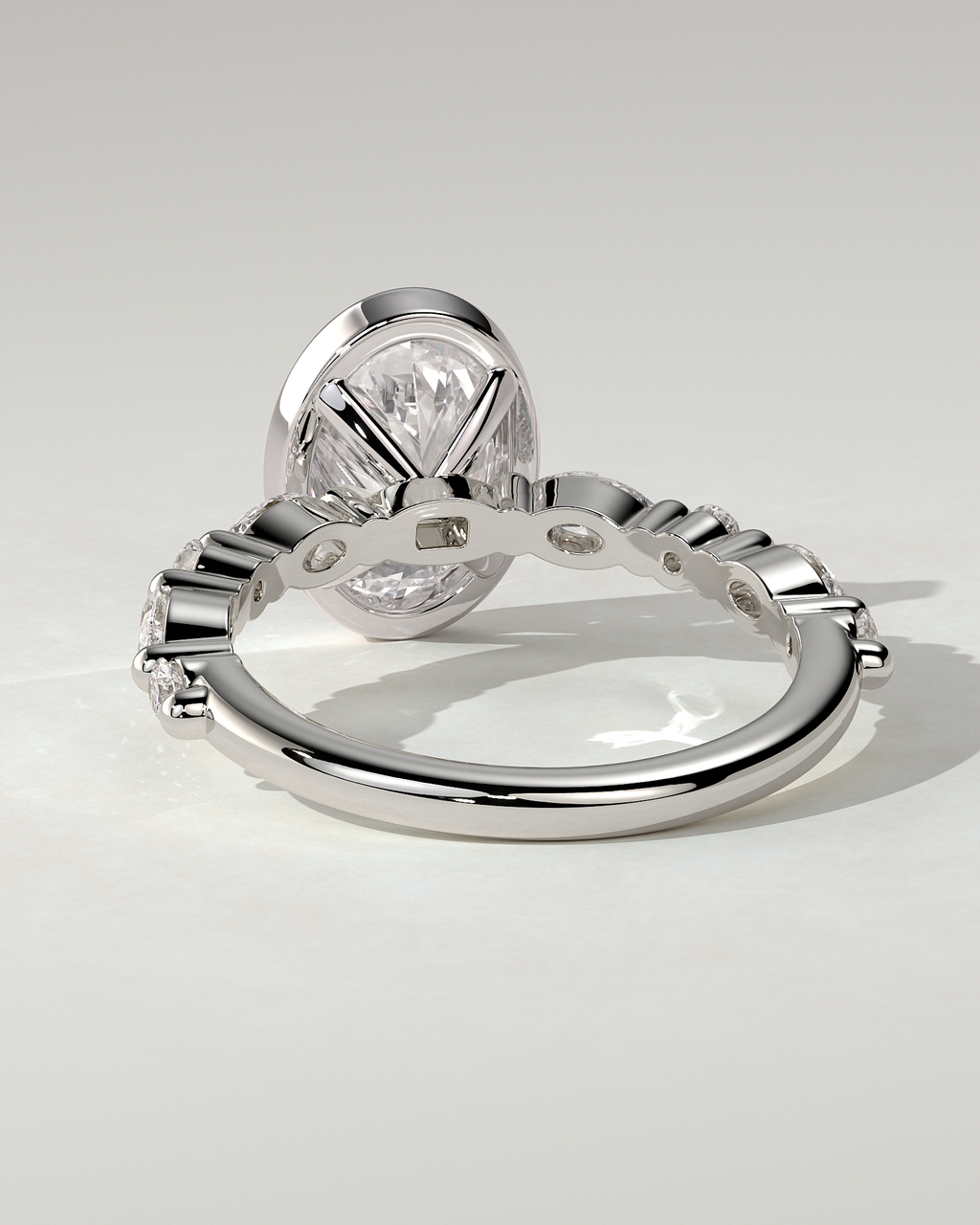 Aylin Bezel Round Ring