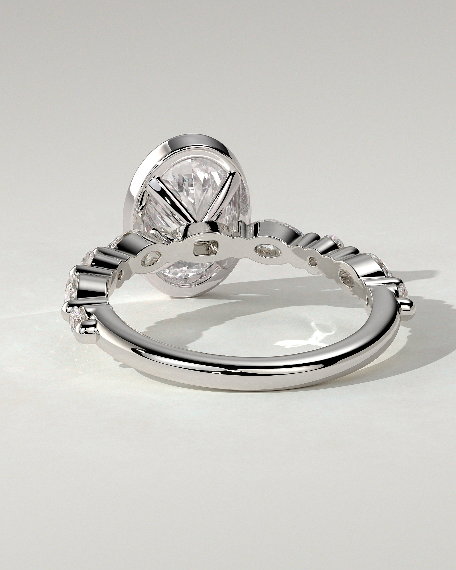 Aylin Bezel Round Ring