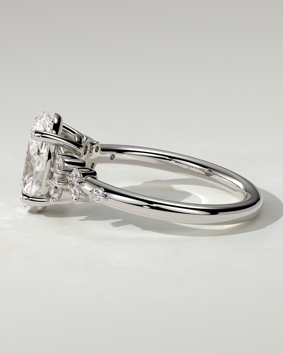 Bella Solitaire Oval Ring