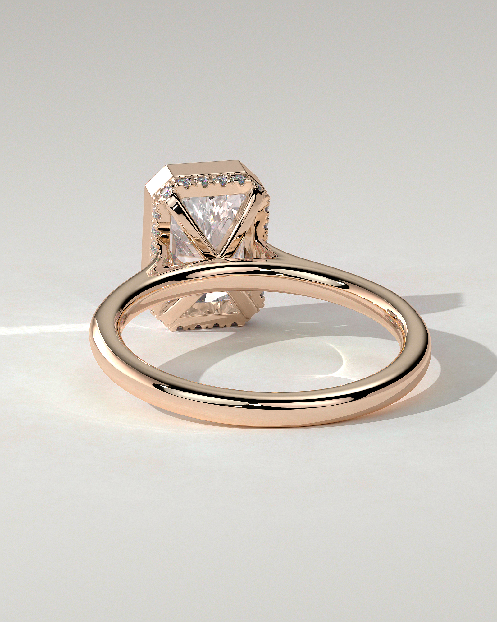 Bennie Bezel Round Ring