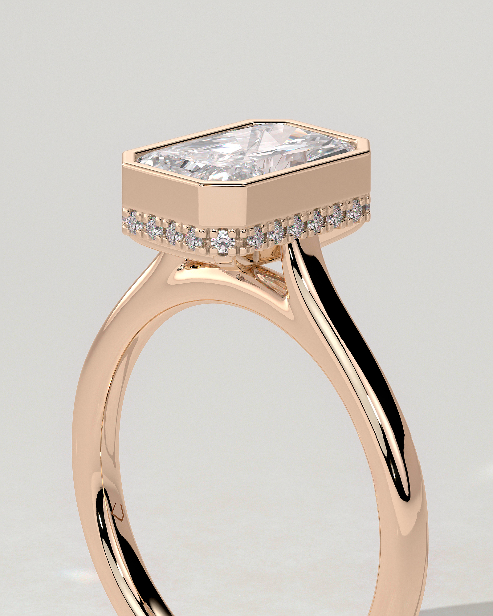Bennie Bezel Round Ring