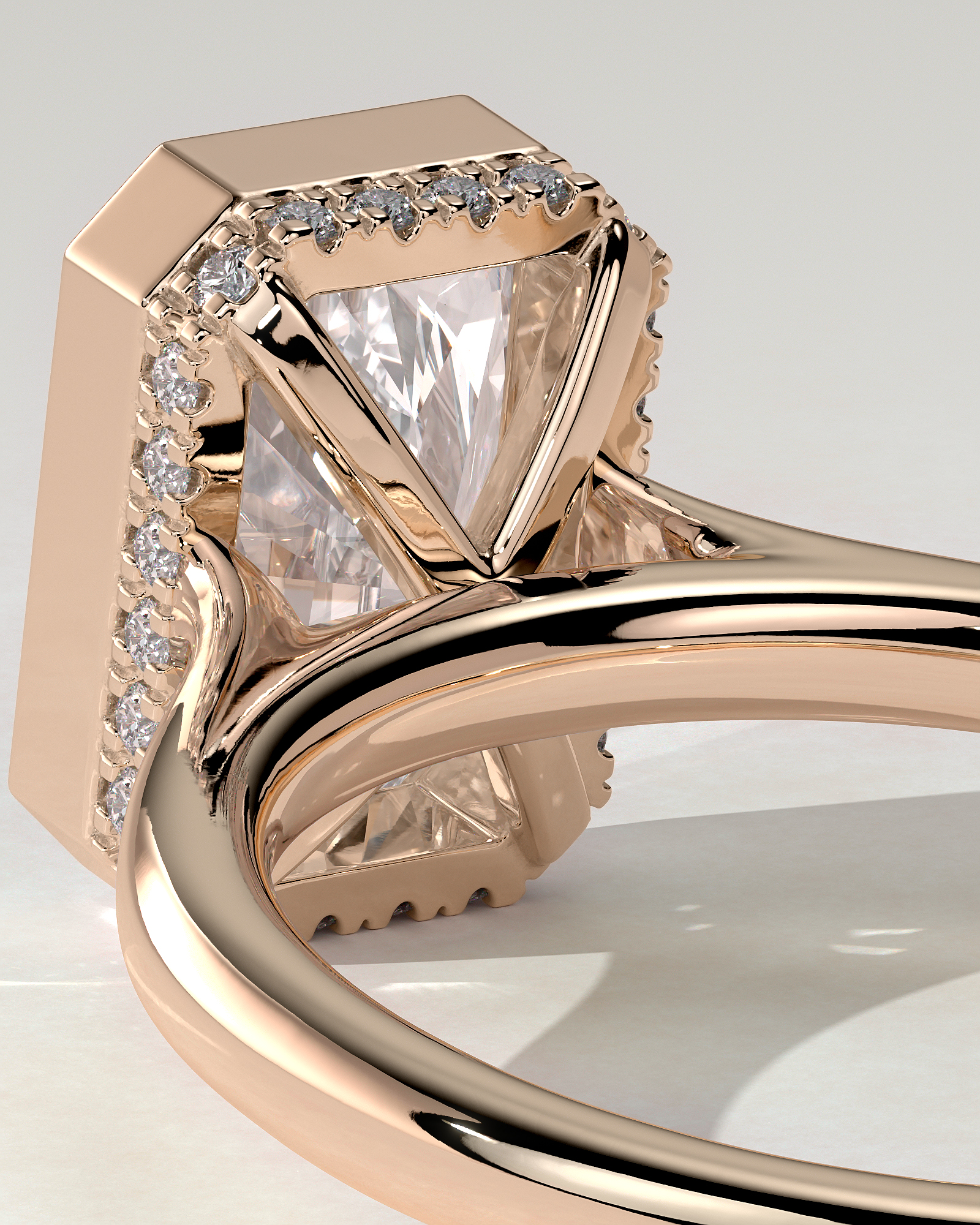 Bennie Bezel Round Ring