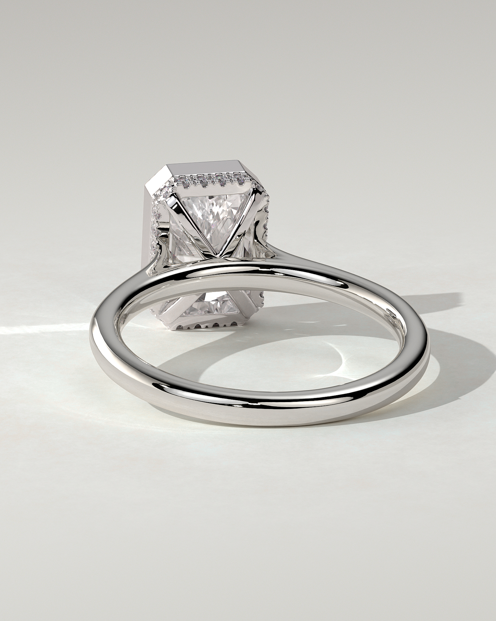 Bennie Bezel Round Ring
