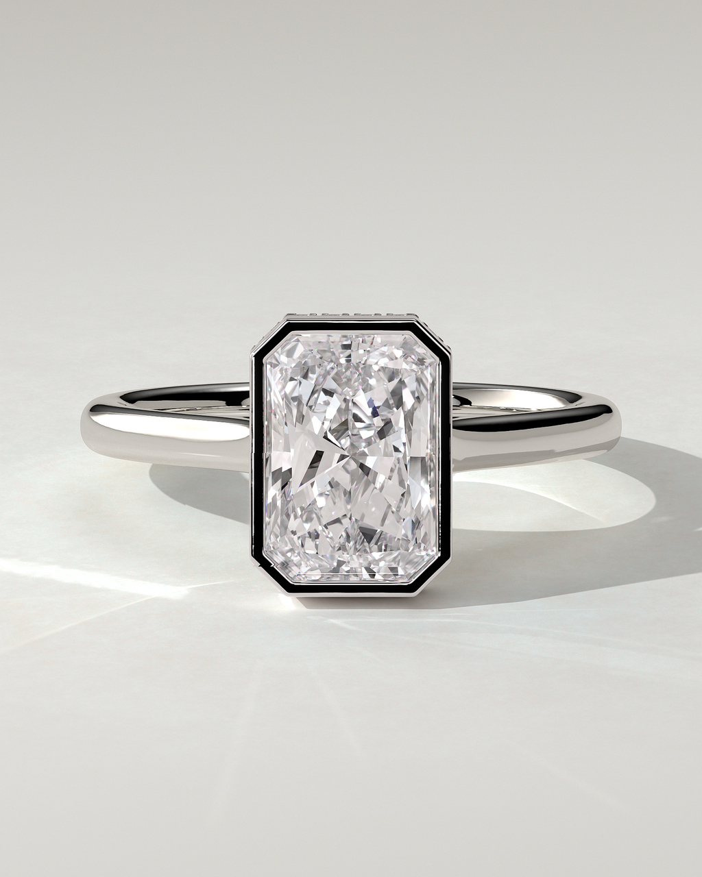 Bennie Bezel Round Ring