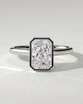 Bennie Bezel Round Ring