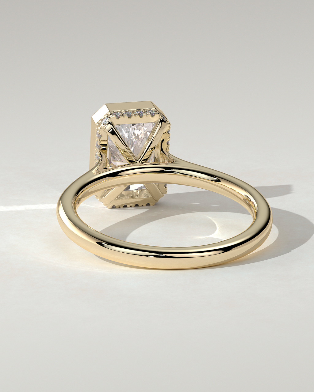 Bennie Bezel Round Ring