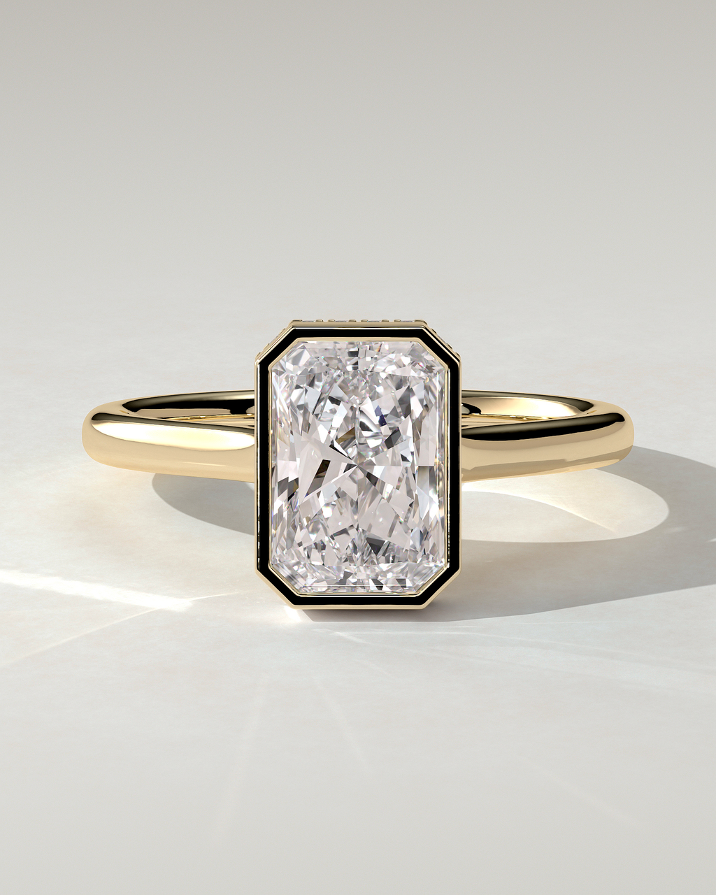 Bennie Bezel Round Ring