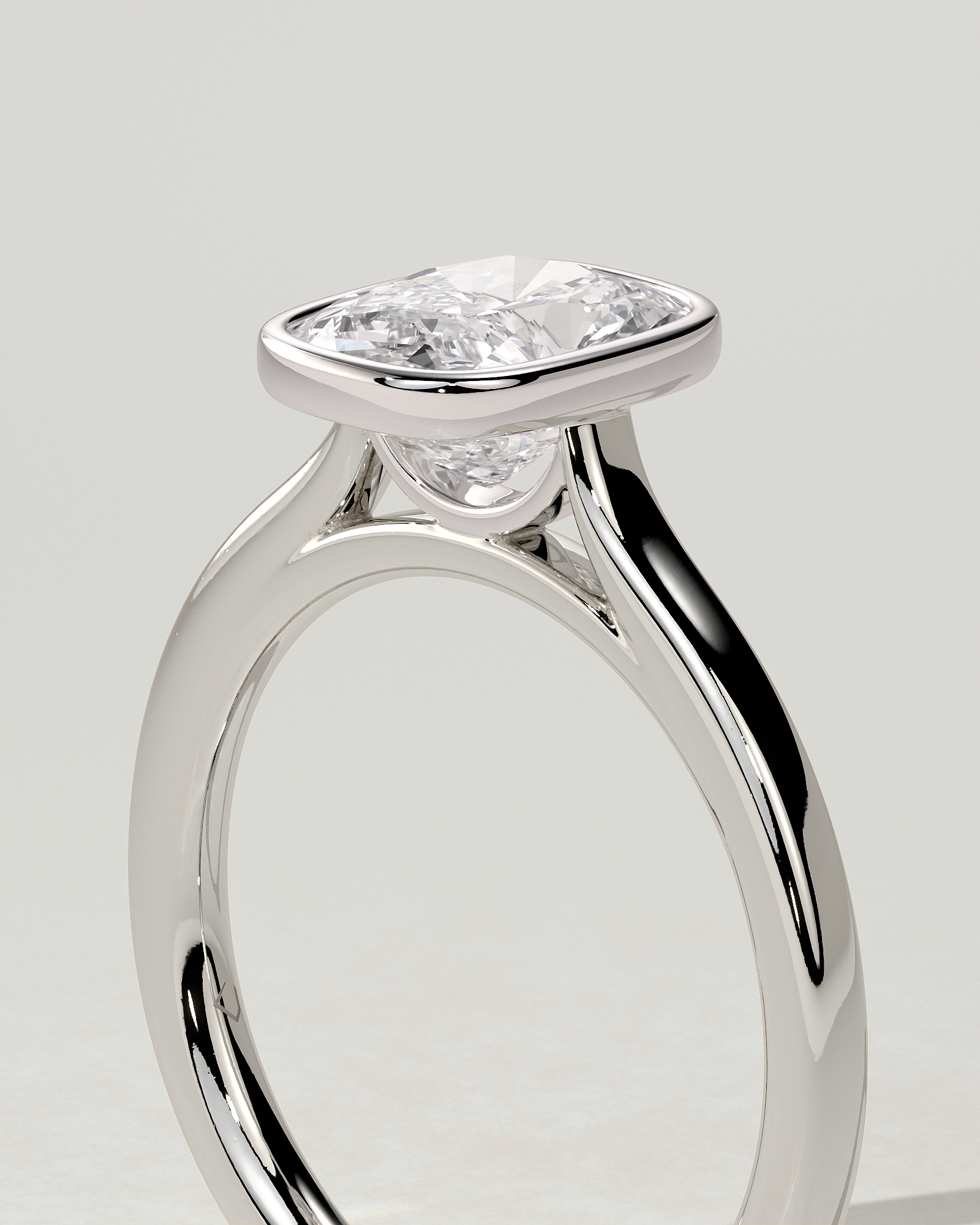 Billie Bezel Round Ring