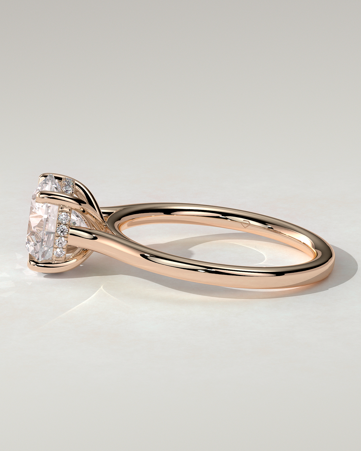 Bonnie Solitaire Round Ring
