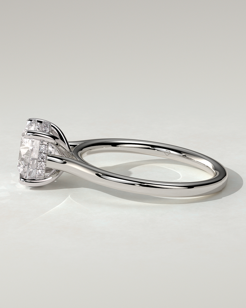 Bonnie Solitaire Round Ring