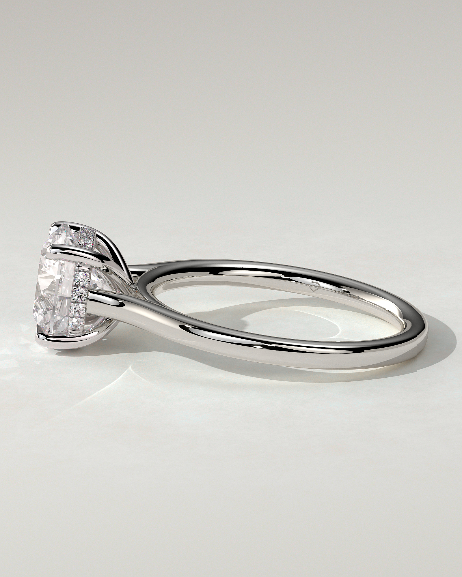 Bonnie Solitaire Round Ring