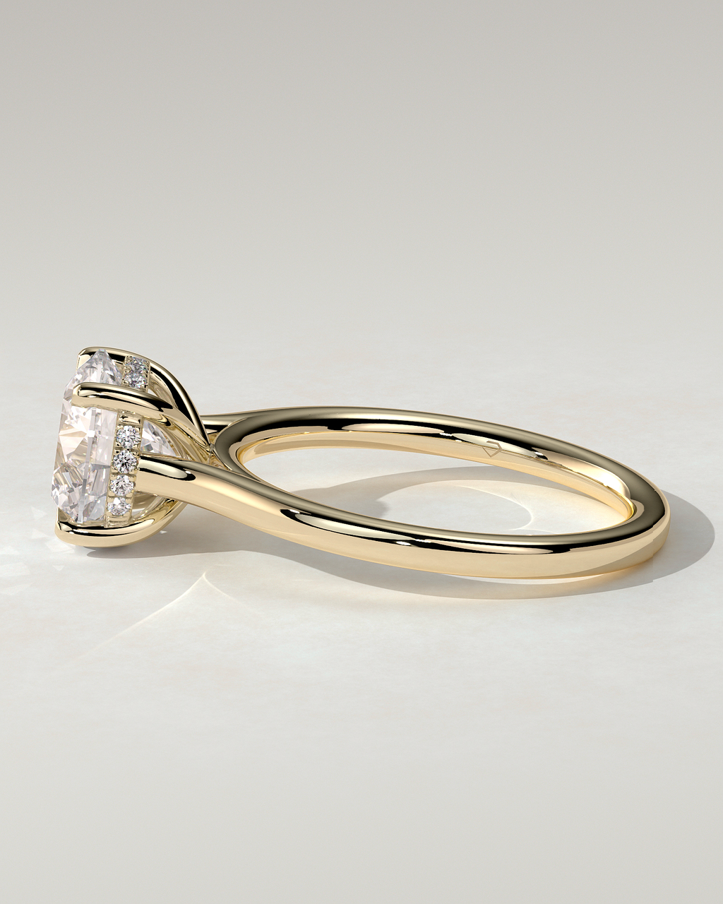 Bonnie Solitaire Round Ring