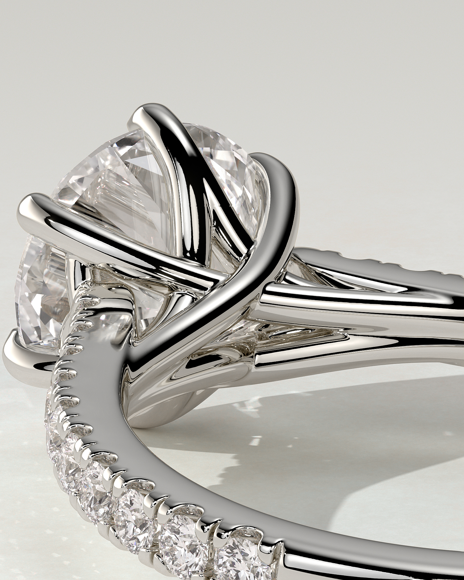 Briar Solitaire Round Ring