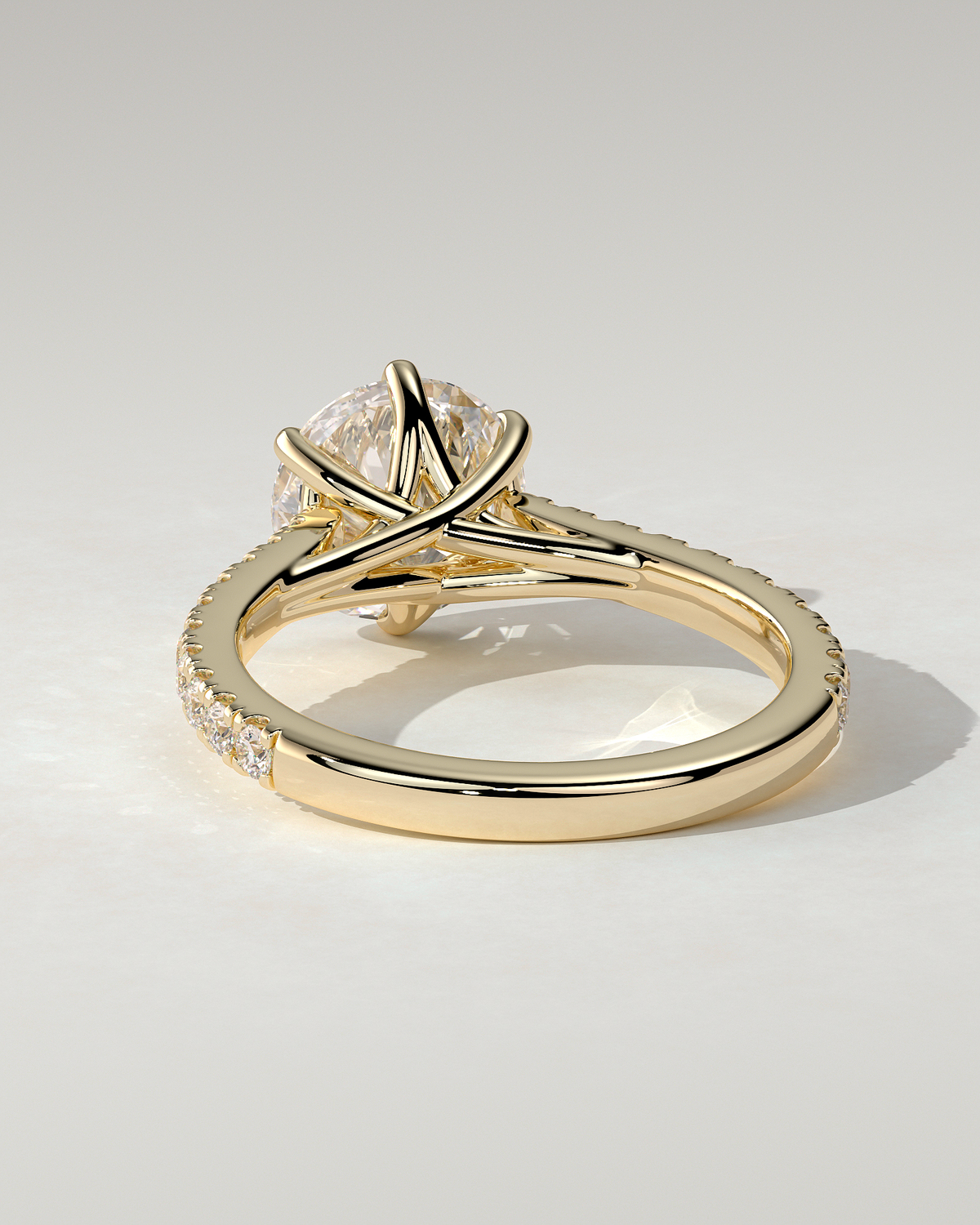 Briar Solitaire Round Ring