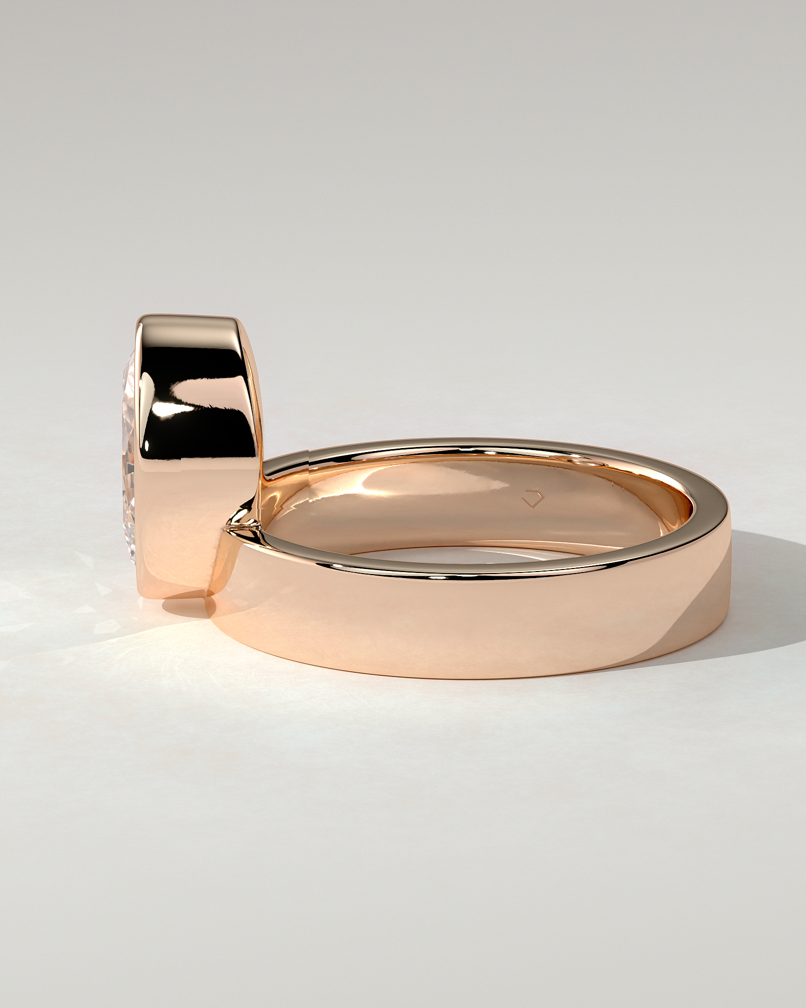 Carmen Bezel Round Ring