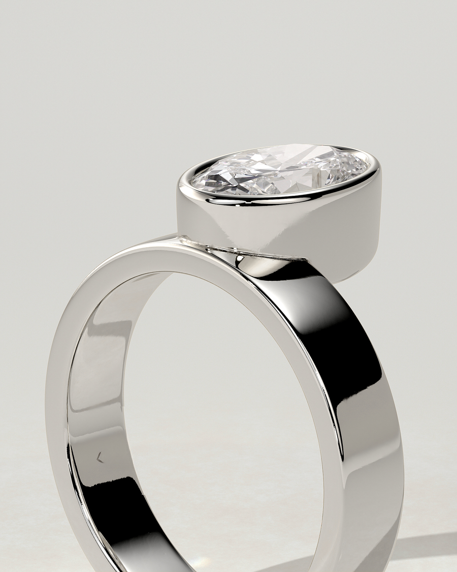 Carmen Bezel Round Ring