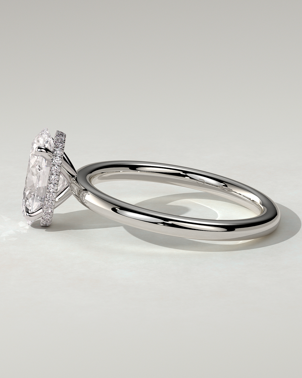 Cecilia Solitaire Oval Ring